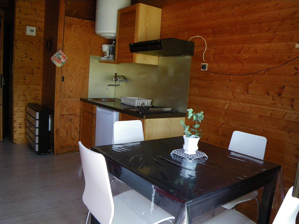 Camping Les Auches Ancelle Bagian luar foto